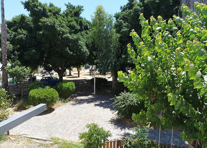 Euphemia's * Ampavris